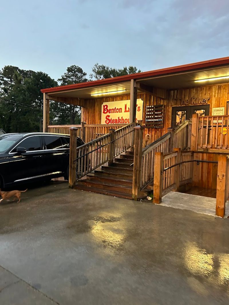 A Hidden Gem That Loyal Fans Drive Hours to Reach