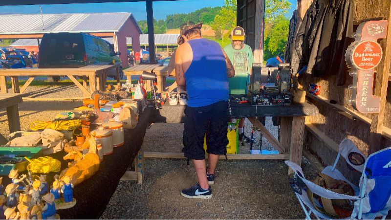 The Hardware Barn Is a Tool Lover's Dream