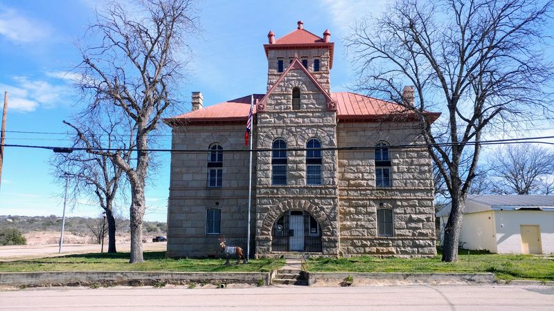 Bluebonnet Season: When Llano Turns Purple and Blue
