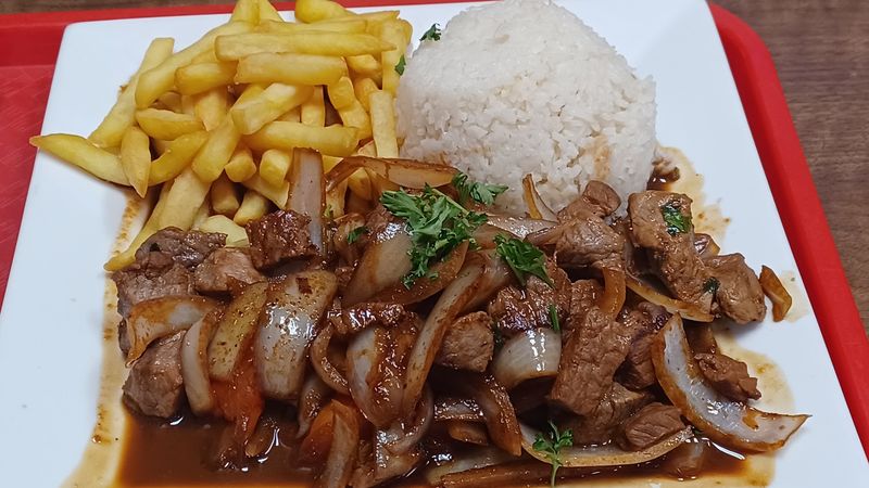 Lunch Specials That Make Midday Worth Celebrating