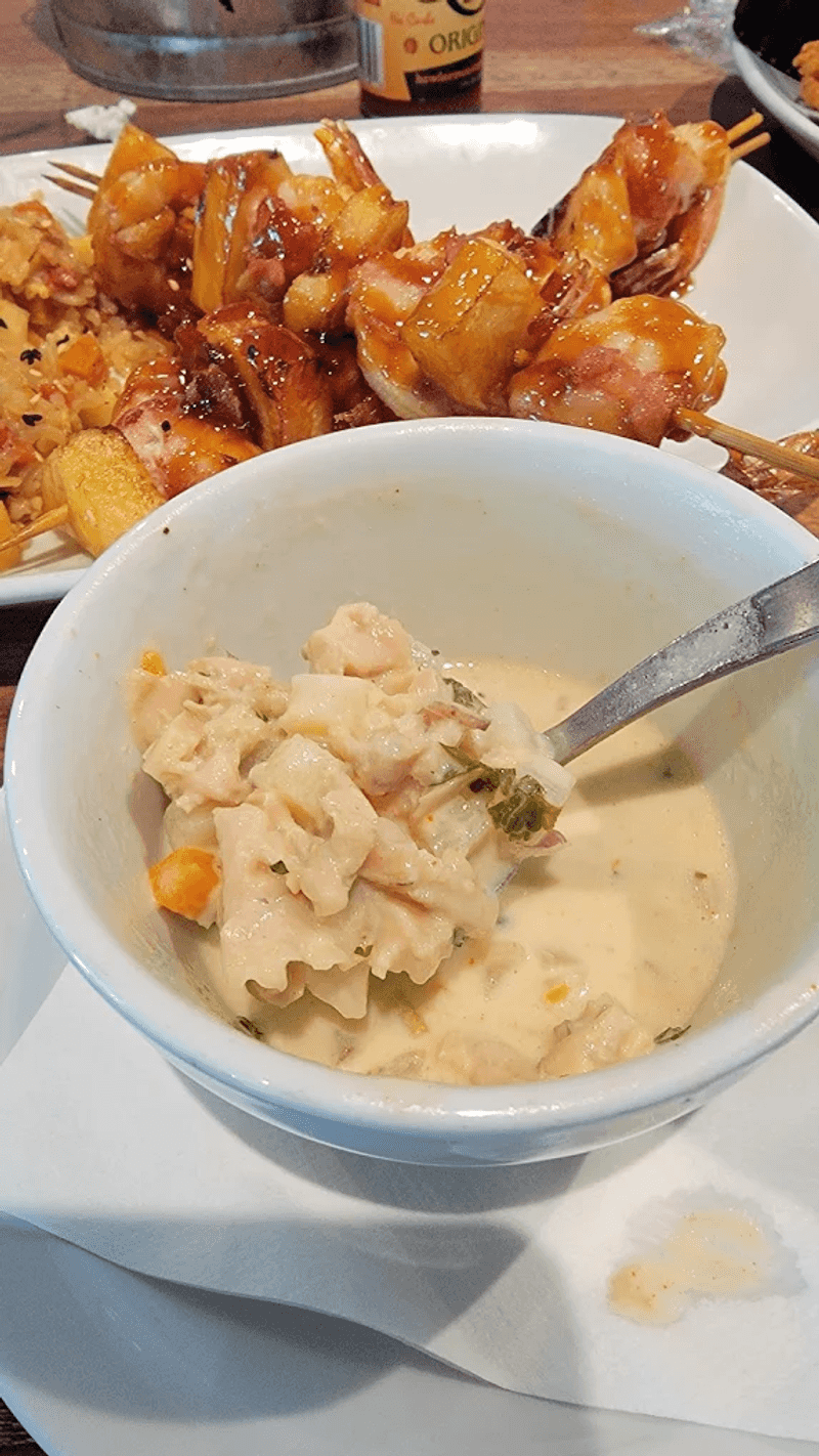 Clam Chowder That Keeps Regulars Coming Back