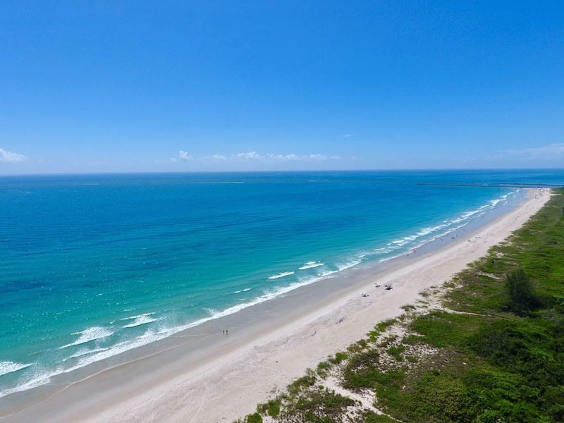 Florida Islands That Feel Far Removed From Everyday Life 19 Hutchinson Island - Florida