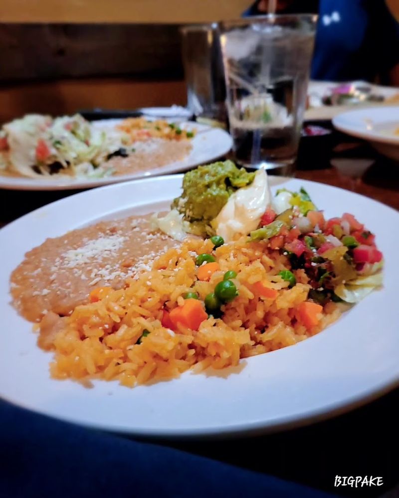 Tableside Guacamole That Earns a Standing Ovation