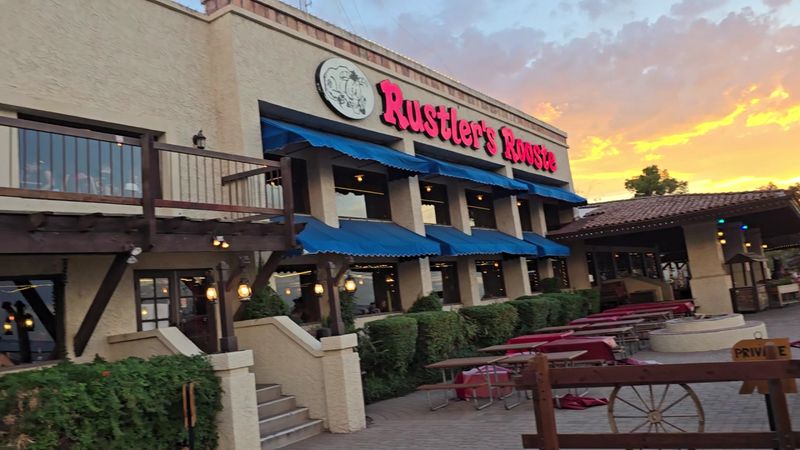 Why First-Time Visitors Become Lifelong Regulars