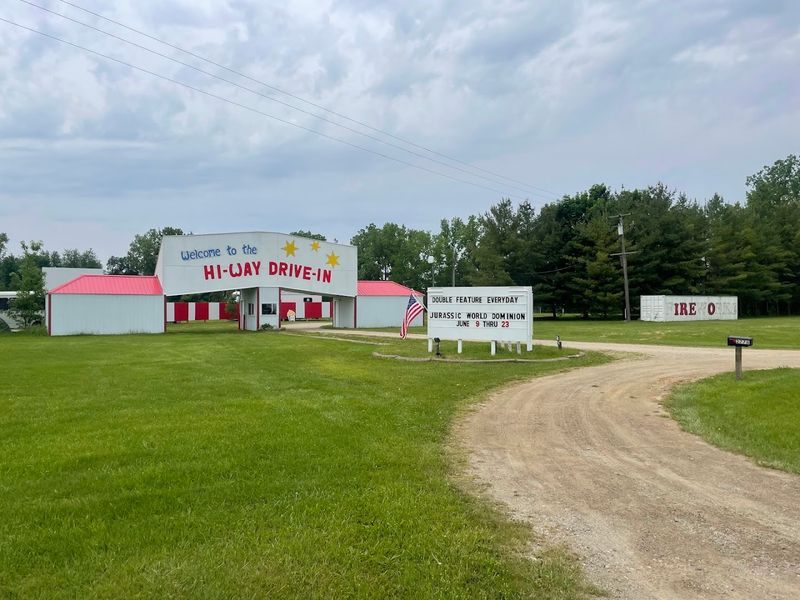 Hi-Way Drive-In - Carsonville, Michigan