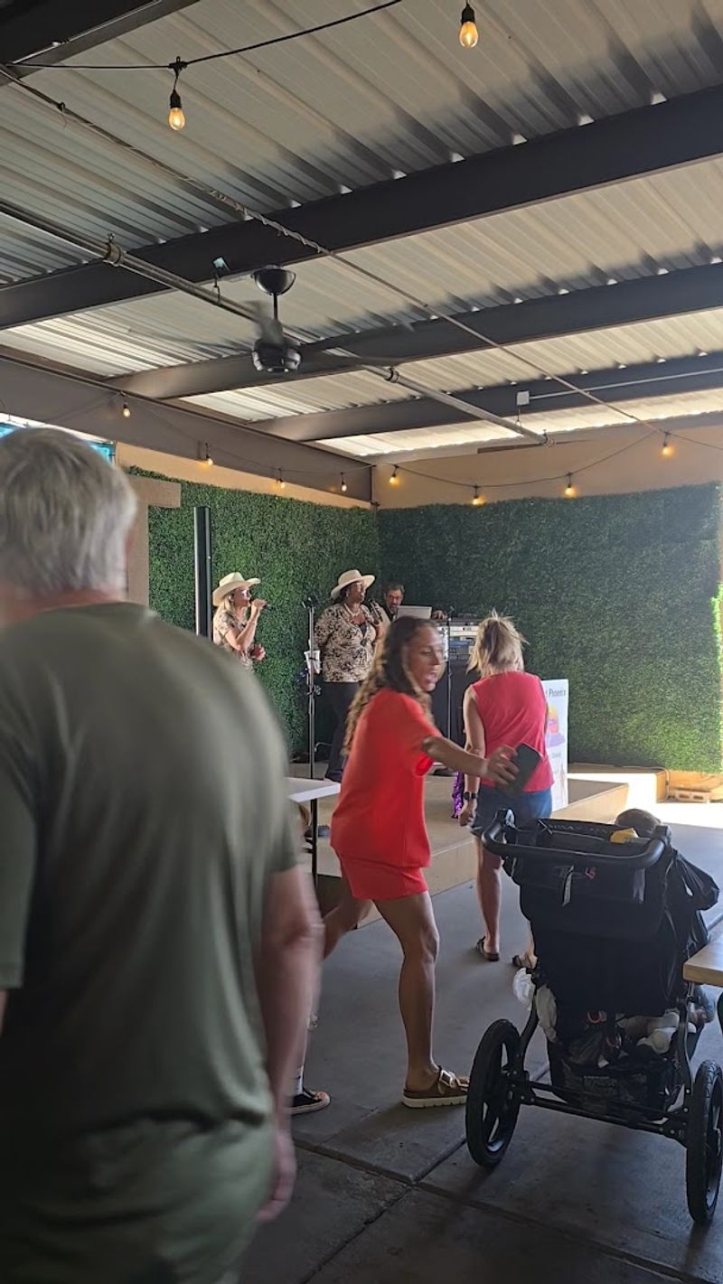 Live Music That Makes Shopping Feel Like a Party