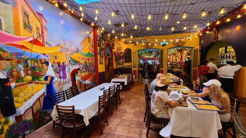 Mi Tierra Cafe y Panaderia - San Antonio, Texas