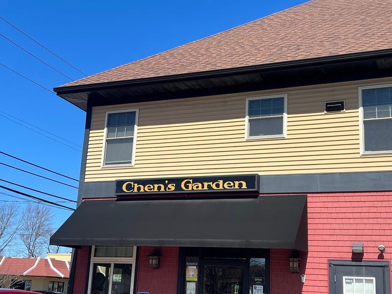Chen's Garden - Manchester, New Hampshire