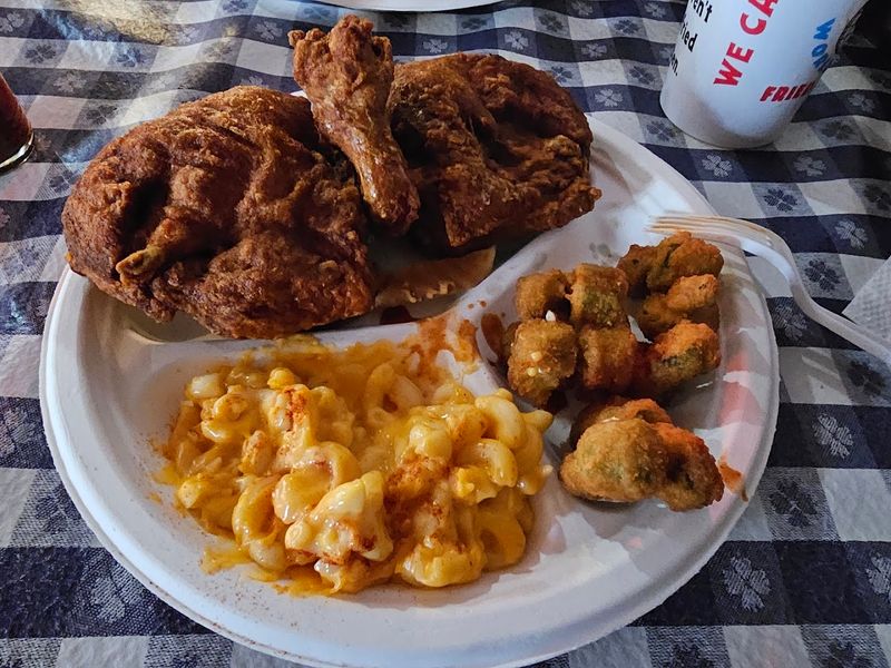 13 Arizona Restaurants Known For Their Mouthwatering Fried Chicken 4 Gus's World Famous Fried Chicken - Phoenix, Arizona
