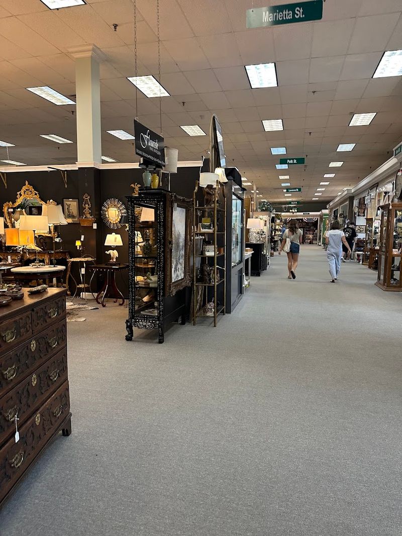 Clean, Well-Organized Space That Feels Welcoming