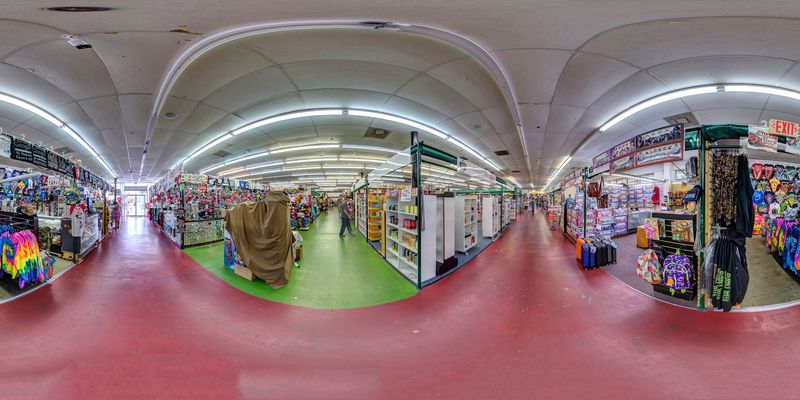This huge Florida flea market is where $35 stretches surprisingly far 11 Air-Conditioned Indoor Shopping to Beat the Florida Heat