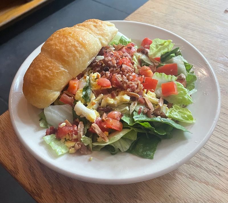 House Salad With Honey Mustard Hot Bacon Dressing