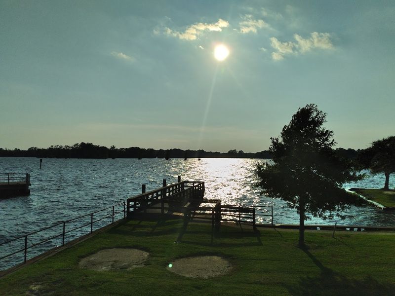 North Carolina Mountain and Coastal Stops That Belong on Every Traveler’s List 15 Edenton - North Carolina