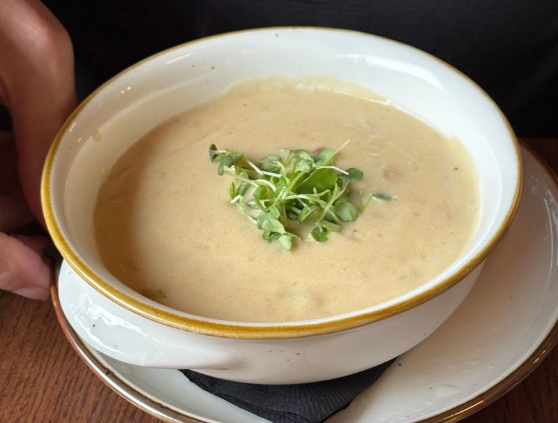 New England Clam Chowder That Warms the Soul