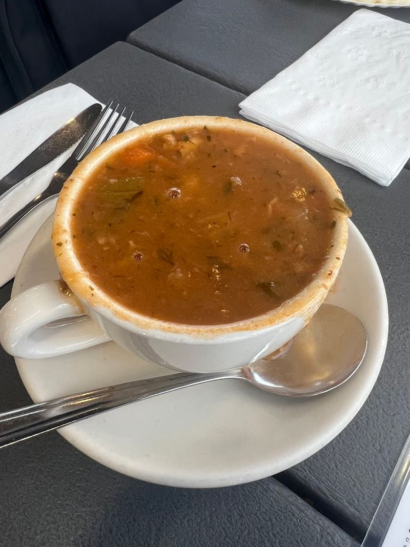 Manhattan clam chowder for tomato lovers