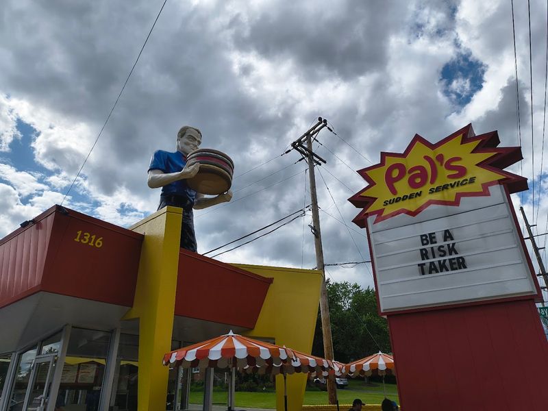 Pal's Sudden Service - Kingsport, Tennessee