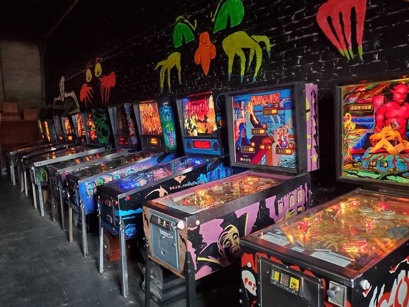 Free pinball adds an unexpectedly fun twist