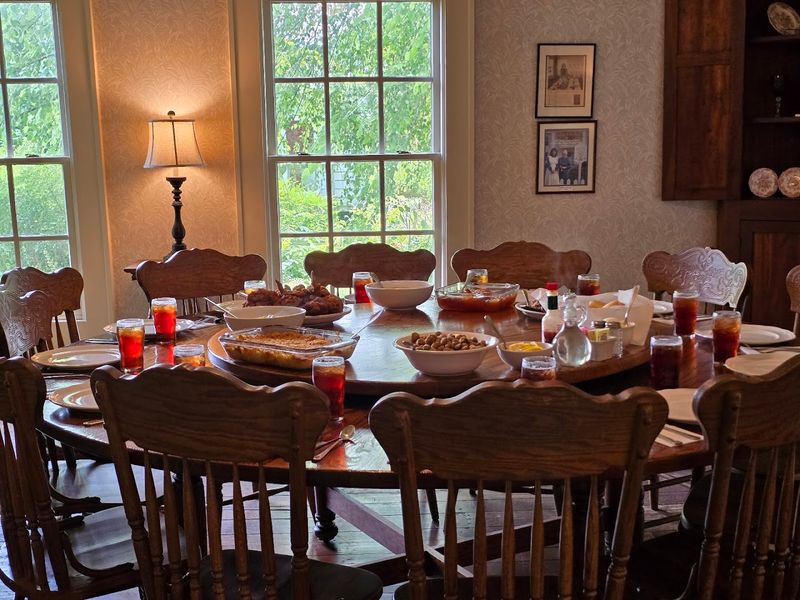 Why Guests Keep Coming Back Again and Again