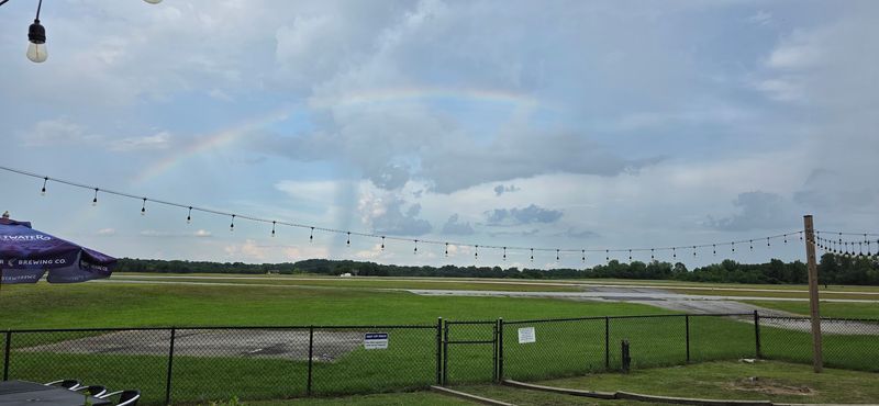 Friday and Saturday Night DJ and Dancing