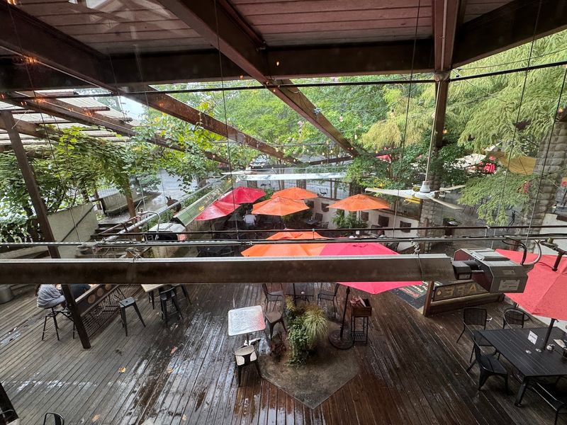 This Hole-In-The-Wall Restaurant In North Carolina Draws Visitors From All Over 5 Outdoor Seating With a Garden That Feels Like a Secret