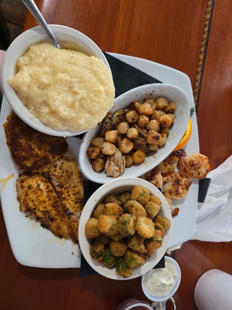 This family-run seafood restaurant draws visitors from across Florida 8 Collard Greens and Cheesy Grits Worth the Drive Alone