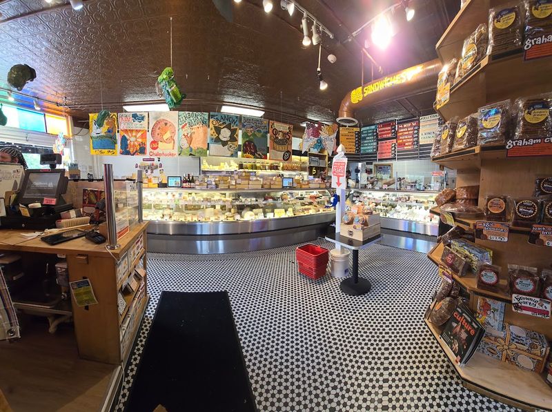 Service With Real Food Knowledge