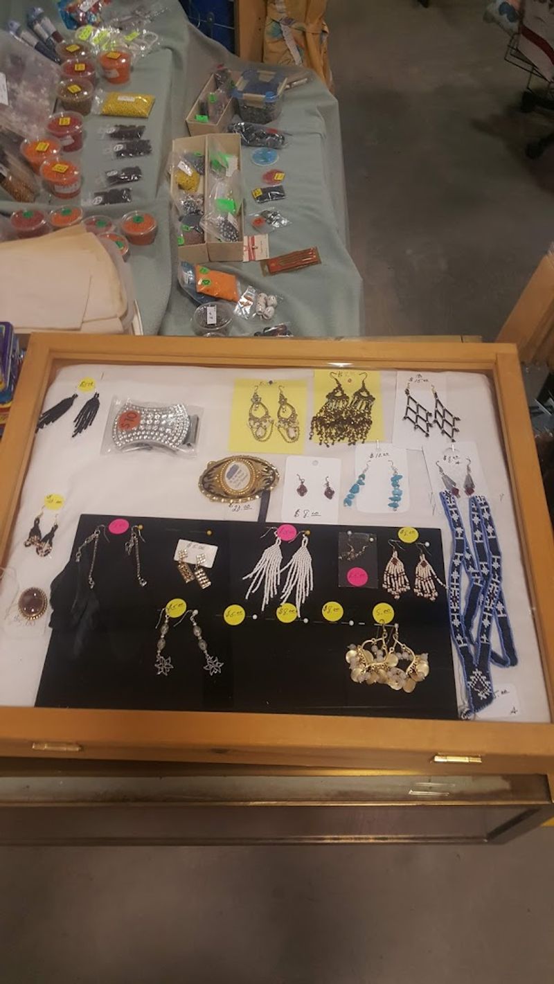 A huge Arizona flea market where locals find incredibly low prices 10 Jewelry and Watch Battery Services