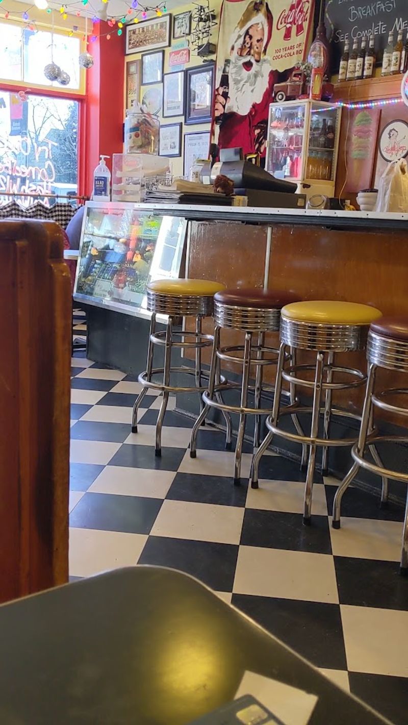 Retro Atmosphere That Feels Like Home