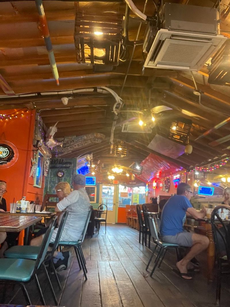 People Drive For Hours To Try The Key Lime Pies At This Simple Florida Restaurant 10 A Staff That Makes Every Guest Feel Like a Regular