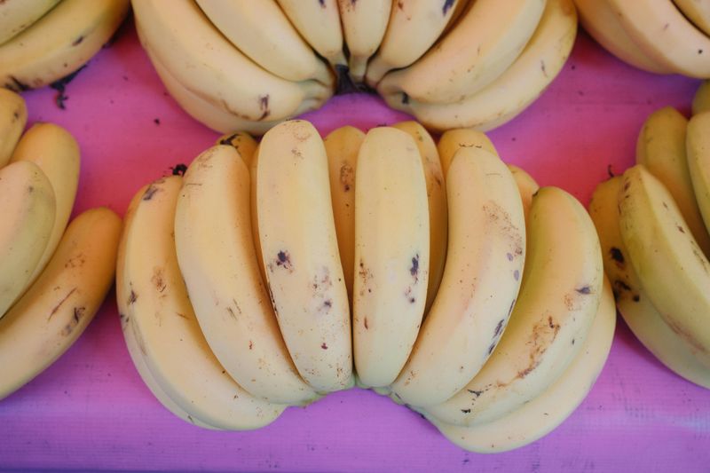 22 Foods That Often End Up in the Cart - Even Without Planning 23 Bananas