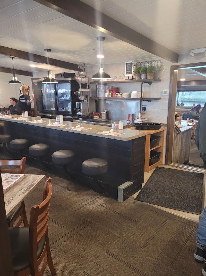 A Clean, Well-Kept Space That Feels Like Home