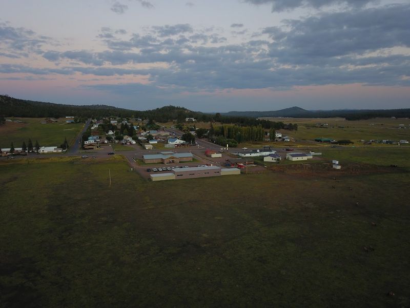 18 Beautiful Arizona Mountain Towns Where Life Moves Slower And Costs Less 17 Alpine - Arizona