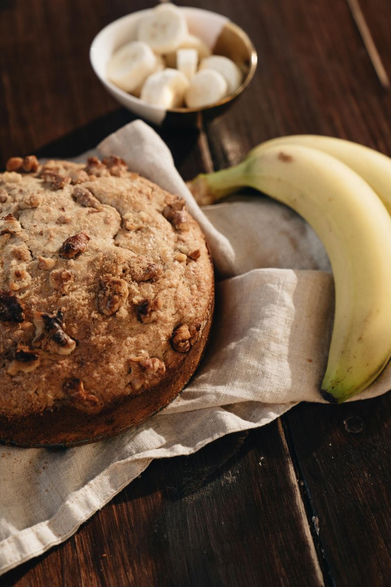21 Everyday Foods That Taste Even Better Than They Did Years Ago 18 Banana bread