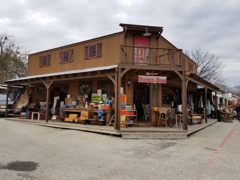 13 huge Texas flea markets packed with rare finds at low prices 8 Third Monday Trade Days - McKinney, Texas