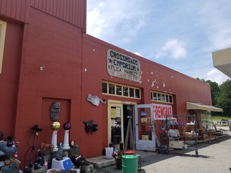 Crossroads Emporium - Clarksville, Virginia