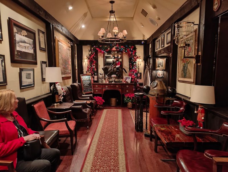 The Tavern-Style Atmosphere That Feels Timeless