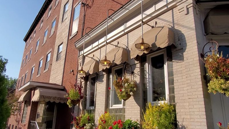 How to Plan Your Visit to Dante & Luigi's