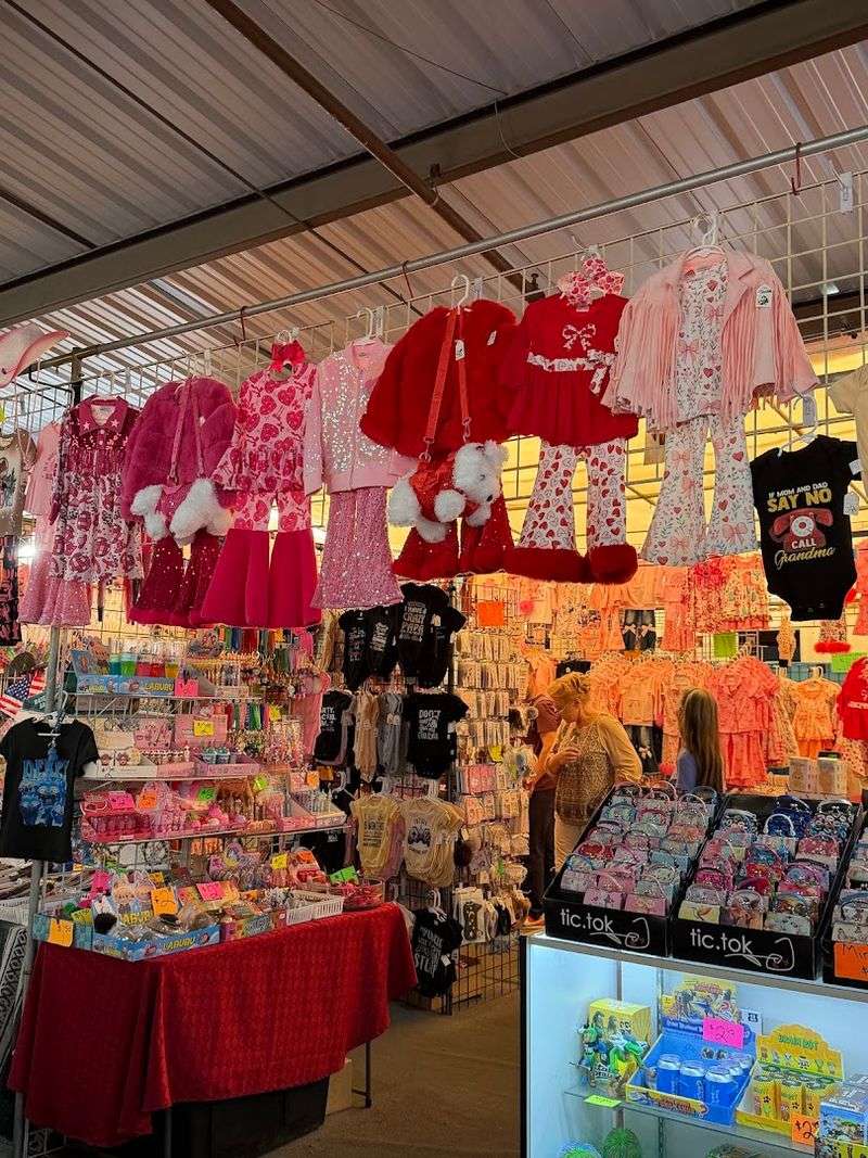 Misters and Comfort Features for Hot Days