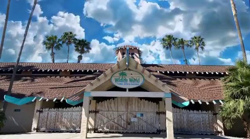 Wildlife World Zoo, Aquarium & Safari Park - Litchfield Park, Arizona