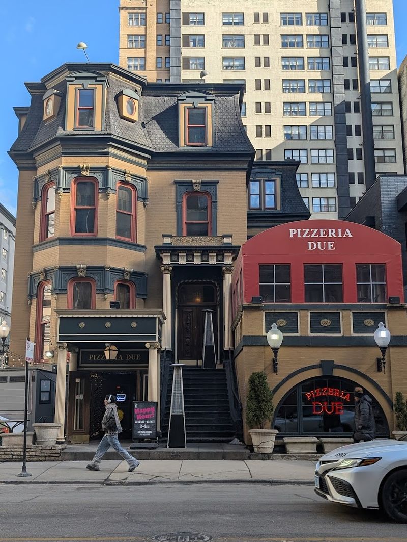 Pizzeria Due - Chicago, Illinois