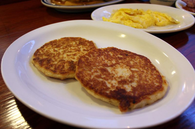 23 Classic Breakfasts We Don't Appreciate Enough Anymore 17 Johnnycakes