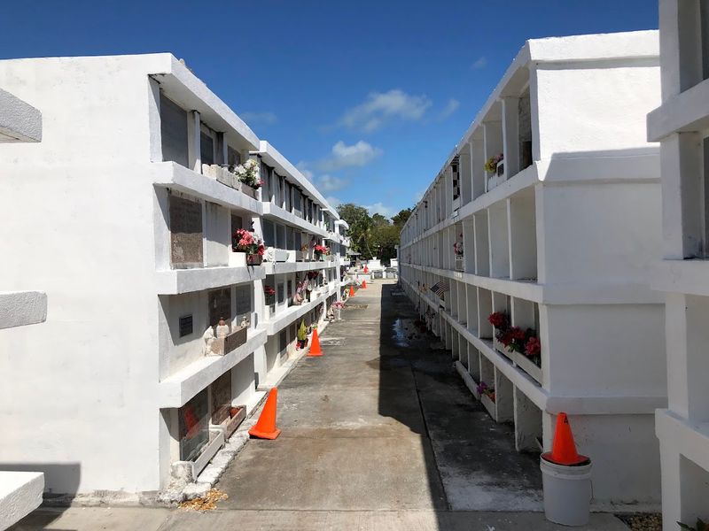 Practical Tips for Your Visit to Key West Cemetery