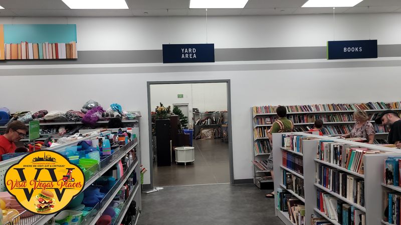 An Incredibly Clean and Well-Organized Shopping Environment