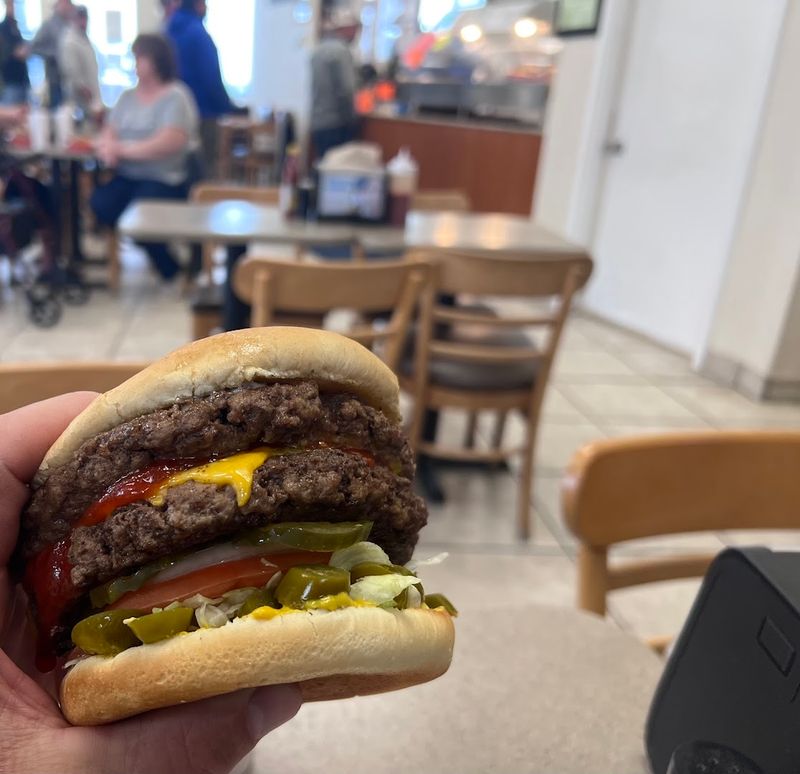 This no-frills Texas spot serves massive cheeseburgers worth traveling for 10 Award-Winning Burgers in Wise County