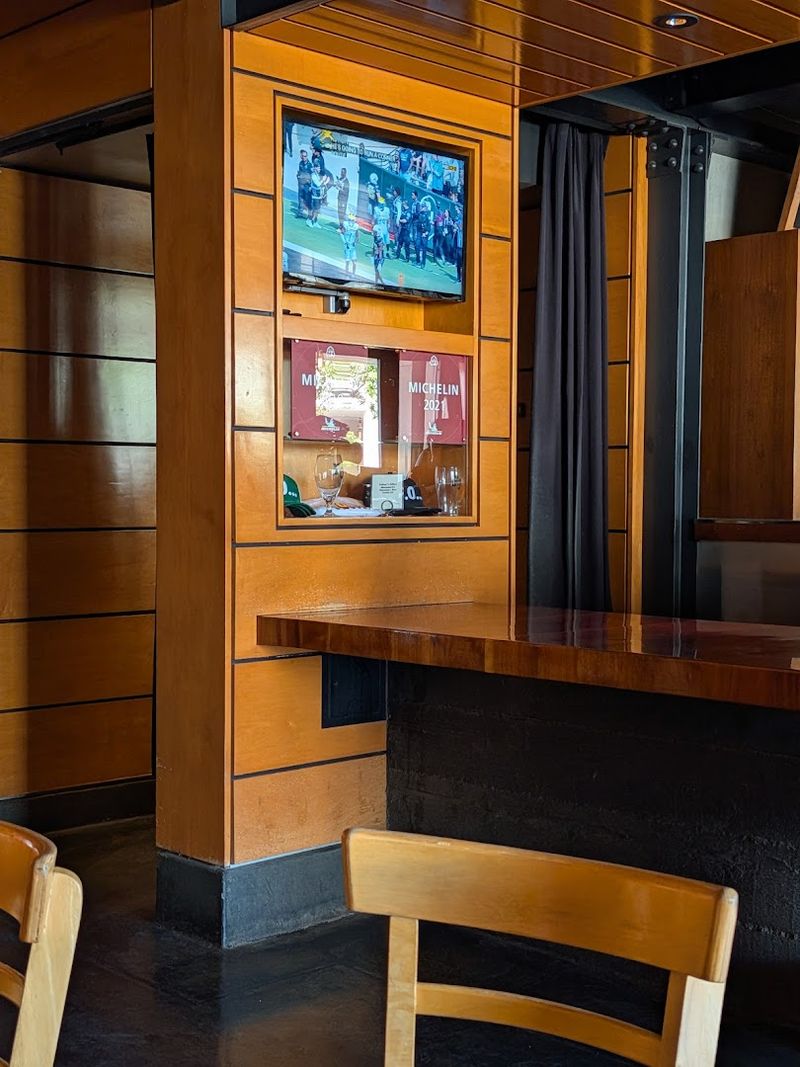 This California sandwich spot is serving the kind of sandwich locals swear is worth the traffic 14 Hours, Age Policy, and Everything Else You Need to Know Before Going