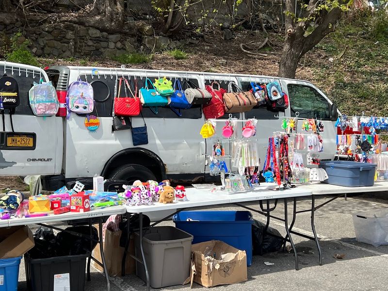 Yonkers Flea Market - Yonkers, New York