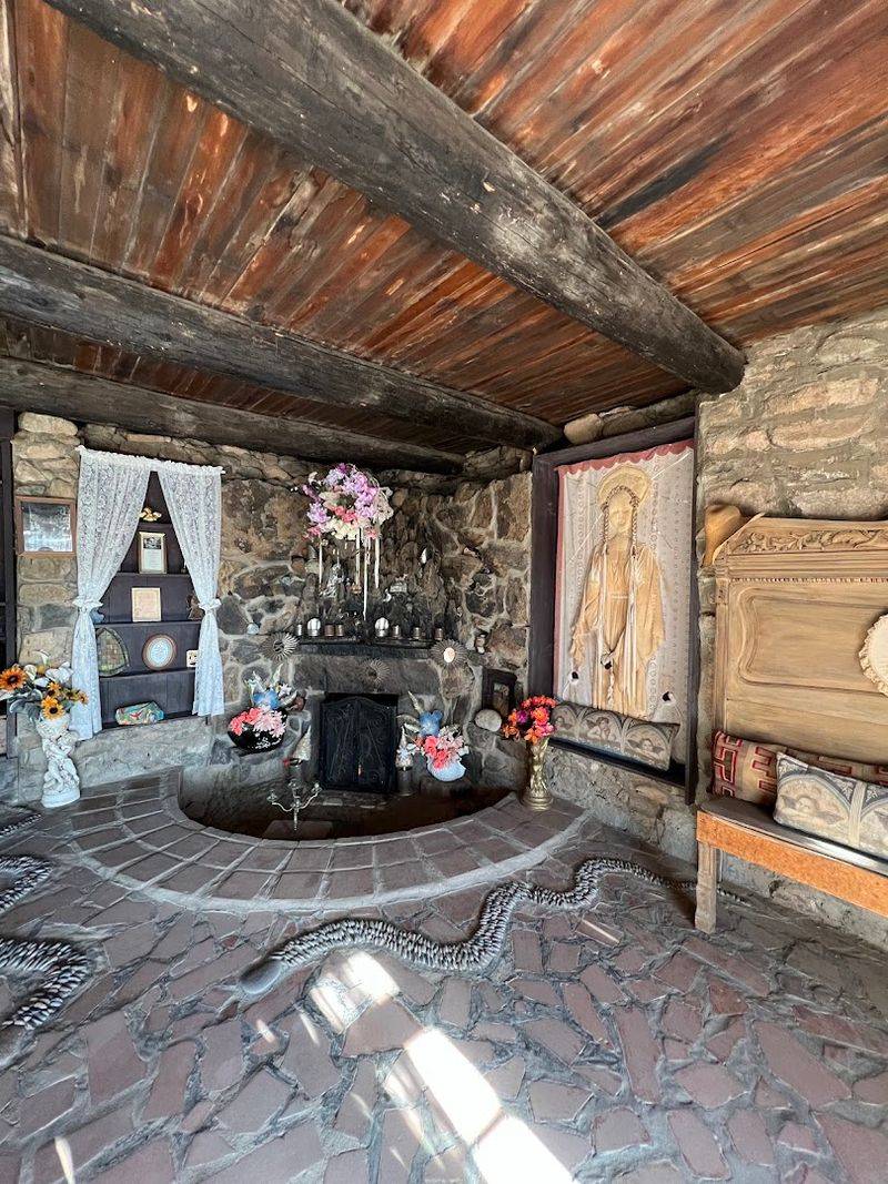 Eighteen rooms and thirteen fireplaces