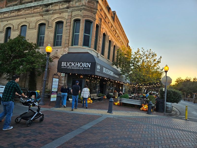 Reservations Are the Smart Move Here