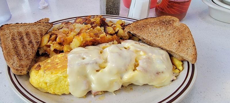 Fluffy Omelets That Keep Breakfast Lovers Coming Back