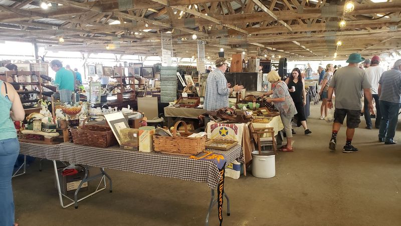 Renninger's Antique and Farmers' Market - Kutztown, Pennsylvania